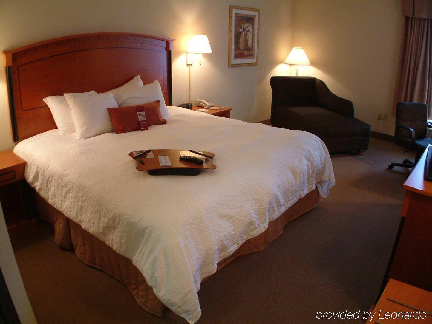 Hampton Inn 4*